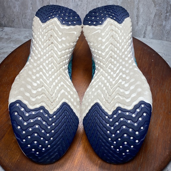 Nike Epic React Flyknit Women’s Shoes - Size: 13 - Picture 6 of 7